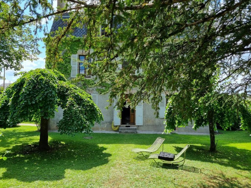 Villa Mura Gite Luxe Avec Piscine Et Spa Campagne Et Grand Air Nouvelle Aquitaine Correze Neuvic  Kültér fotó